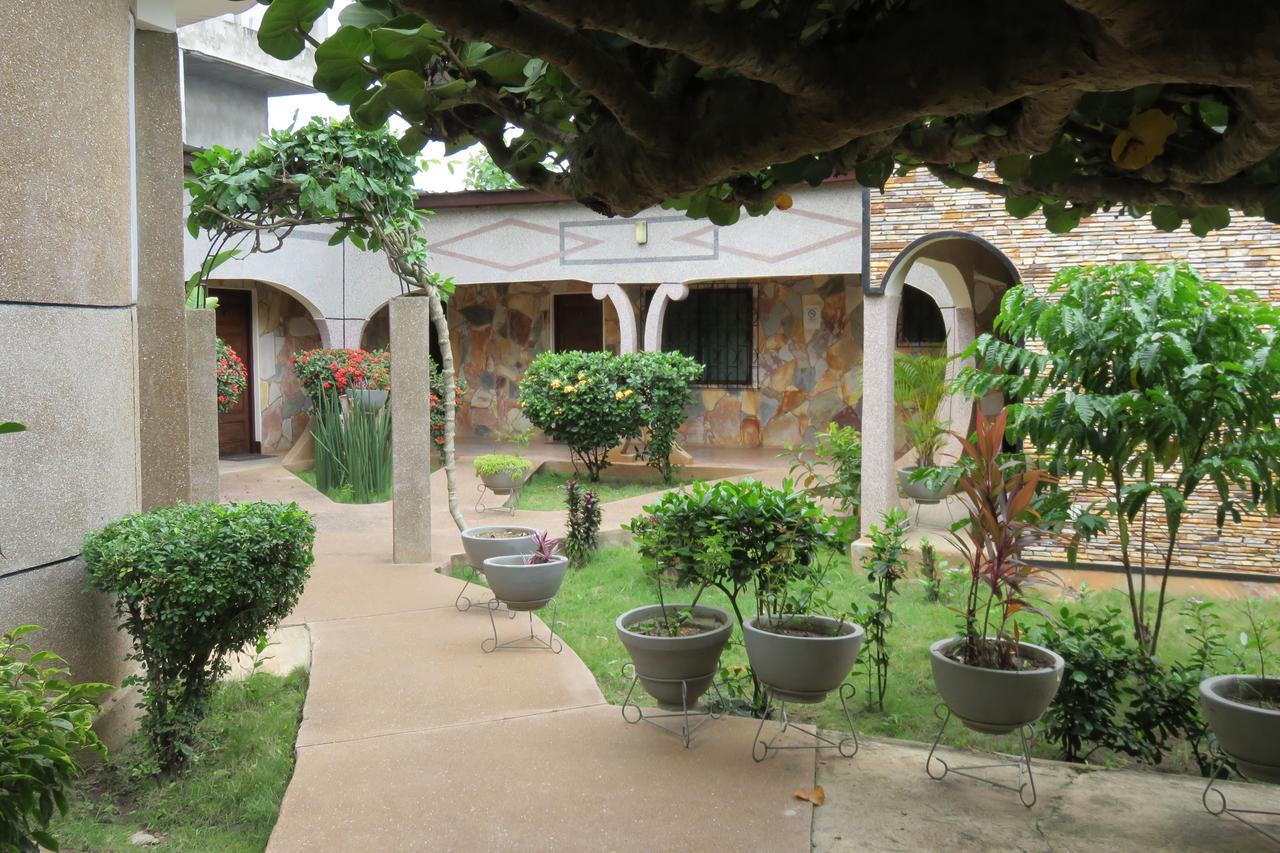 Hotel Agbeviade Kpalimé Exterior photo